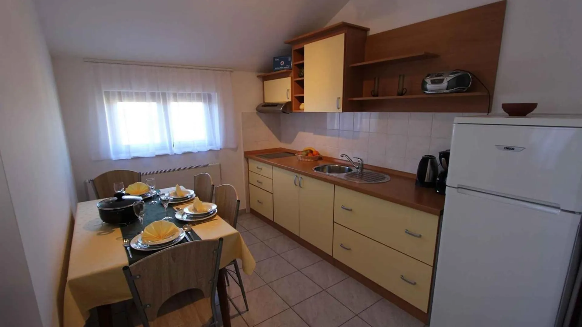 Apartment In Malinska - Insel Krk 53373 0*,