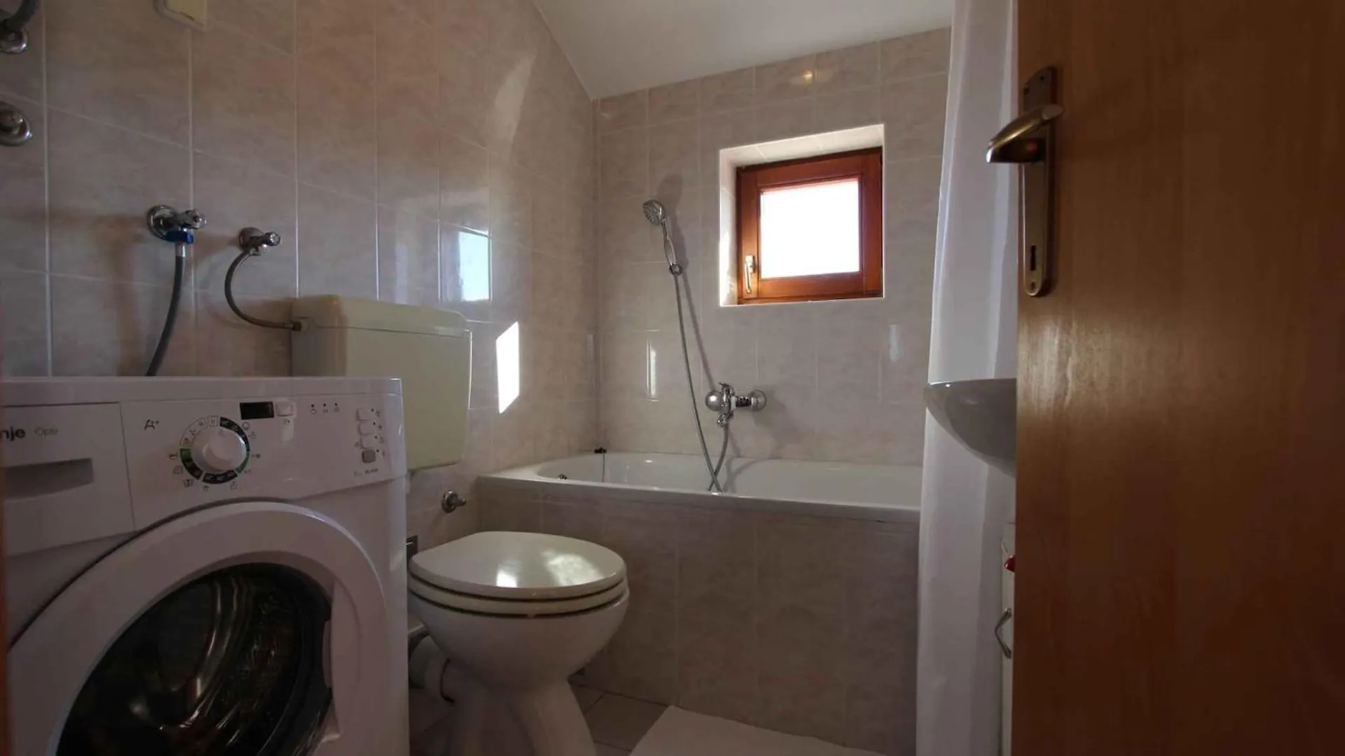Apartment In Malinska - Insel Krk 53373 Croatia